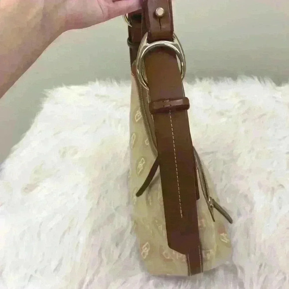 Dooney & Bourke Signature Handbag Purse - Picture 11 of 13